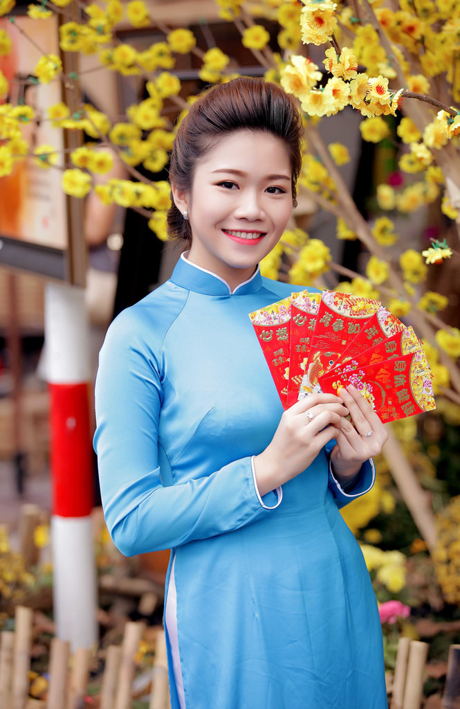 强睡年轻老师5在线观看